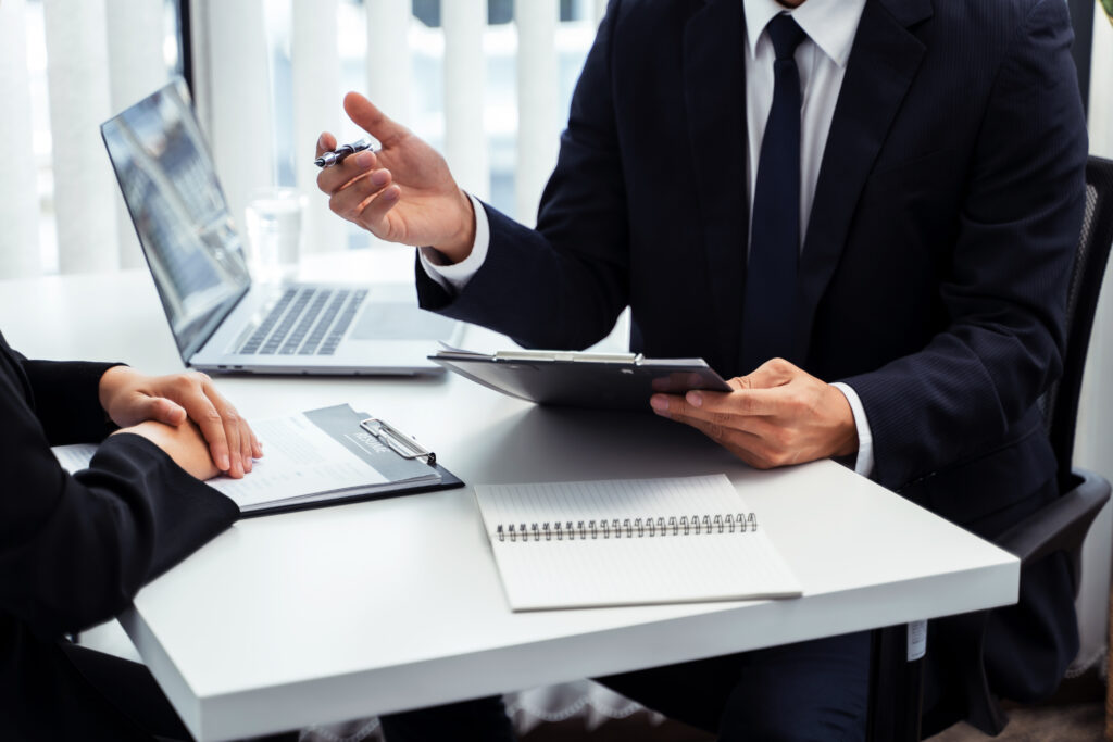 就労ビザの在留期間が決まる基準